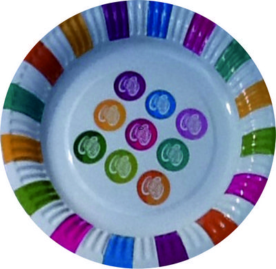  логотип на тарелках